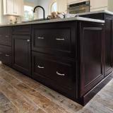Waypoint_Kitchen_750F_Mpl_CrmGlz_1.jpg